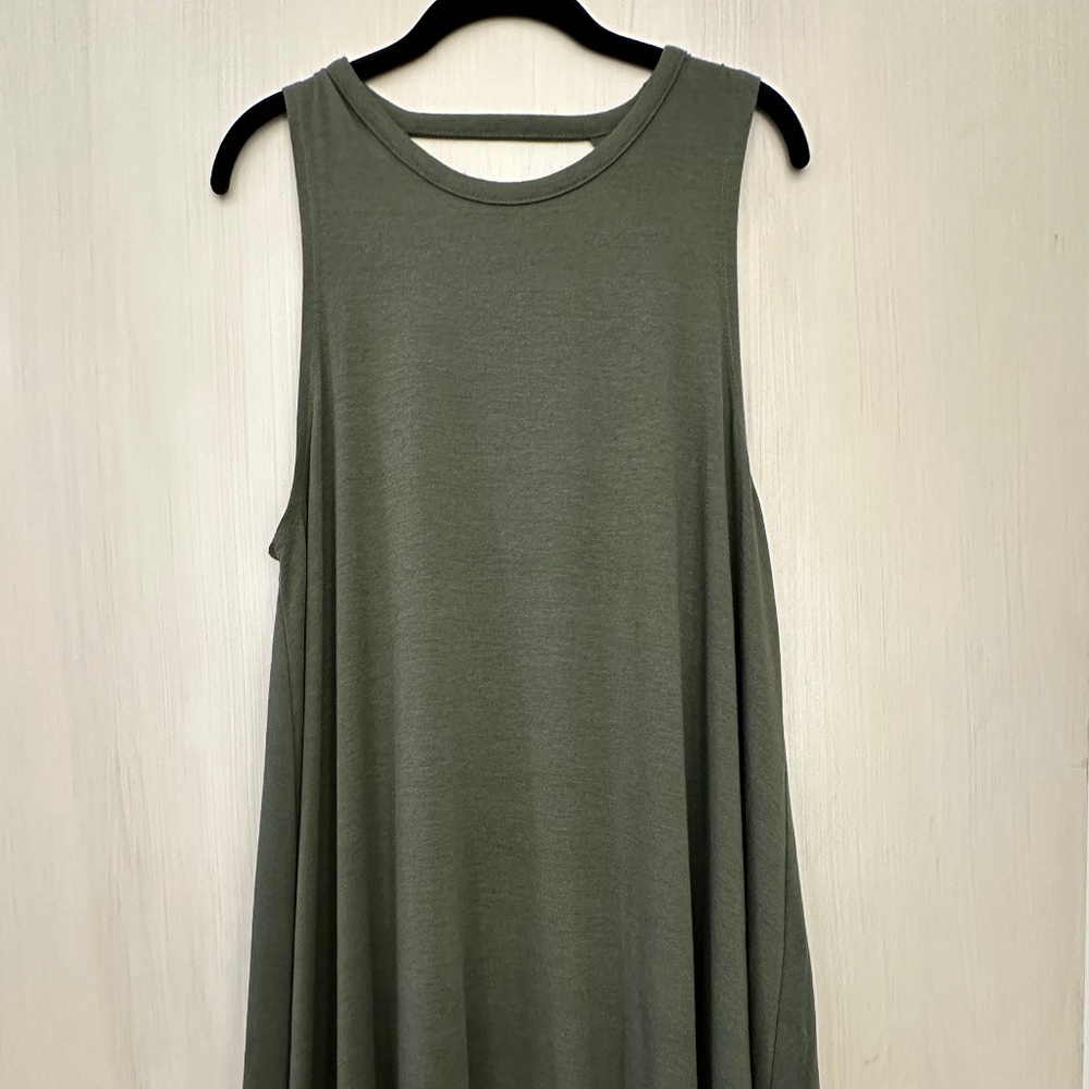 L love Sleeveless Trapeze Dress